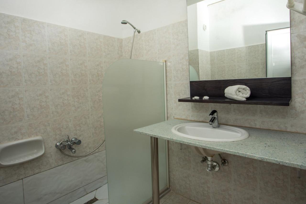 Loutanis Hotel Kolymbia Luaran gambar